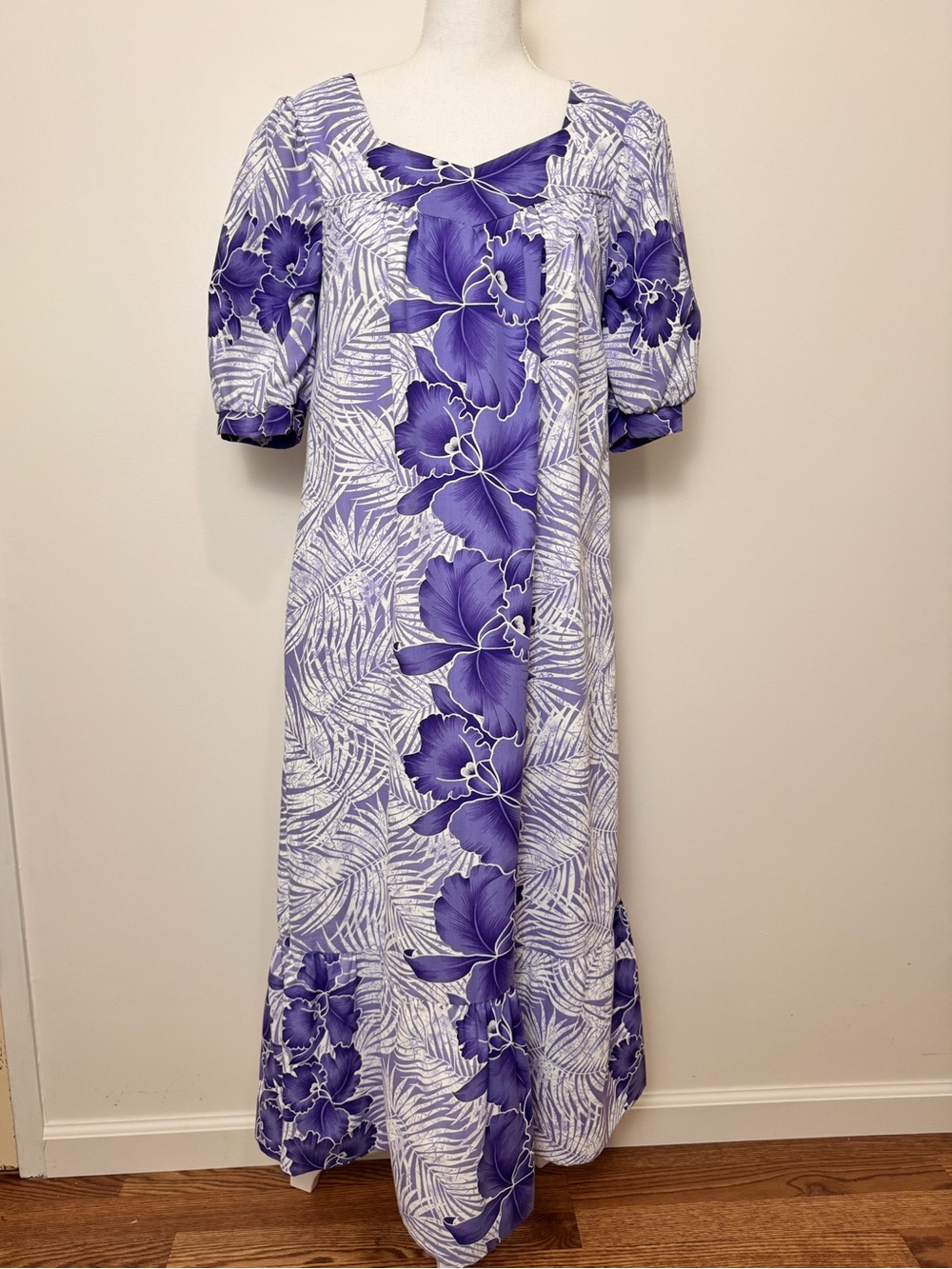 Purple Floral Muumuu Maxi Dress Made in Hawaii Vintage
